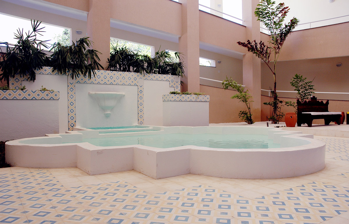 Spa im Innenbereich des Bahia Plaza Hotels